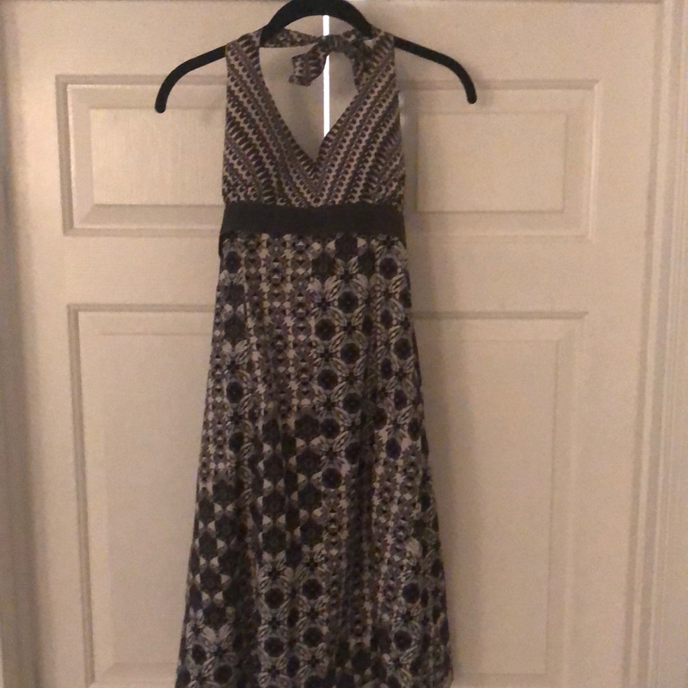Athleta sundress size 6. Super cute and comfortable! Great condition